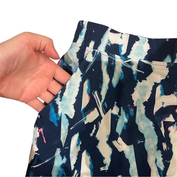 Slazenger Golf Women’s Skirt W/ Built in Shorts - Size small - Picture 3 of 5